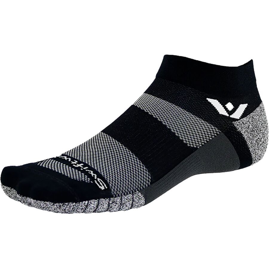Носки Swiftwick Flite XT Ankle Swiftwick, Black
Носки Swiftwick Flite XT Ankle Swiftwick, Black