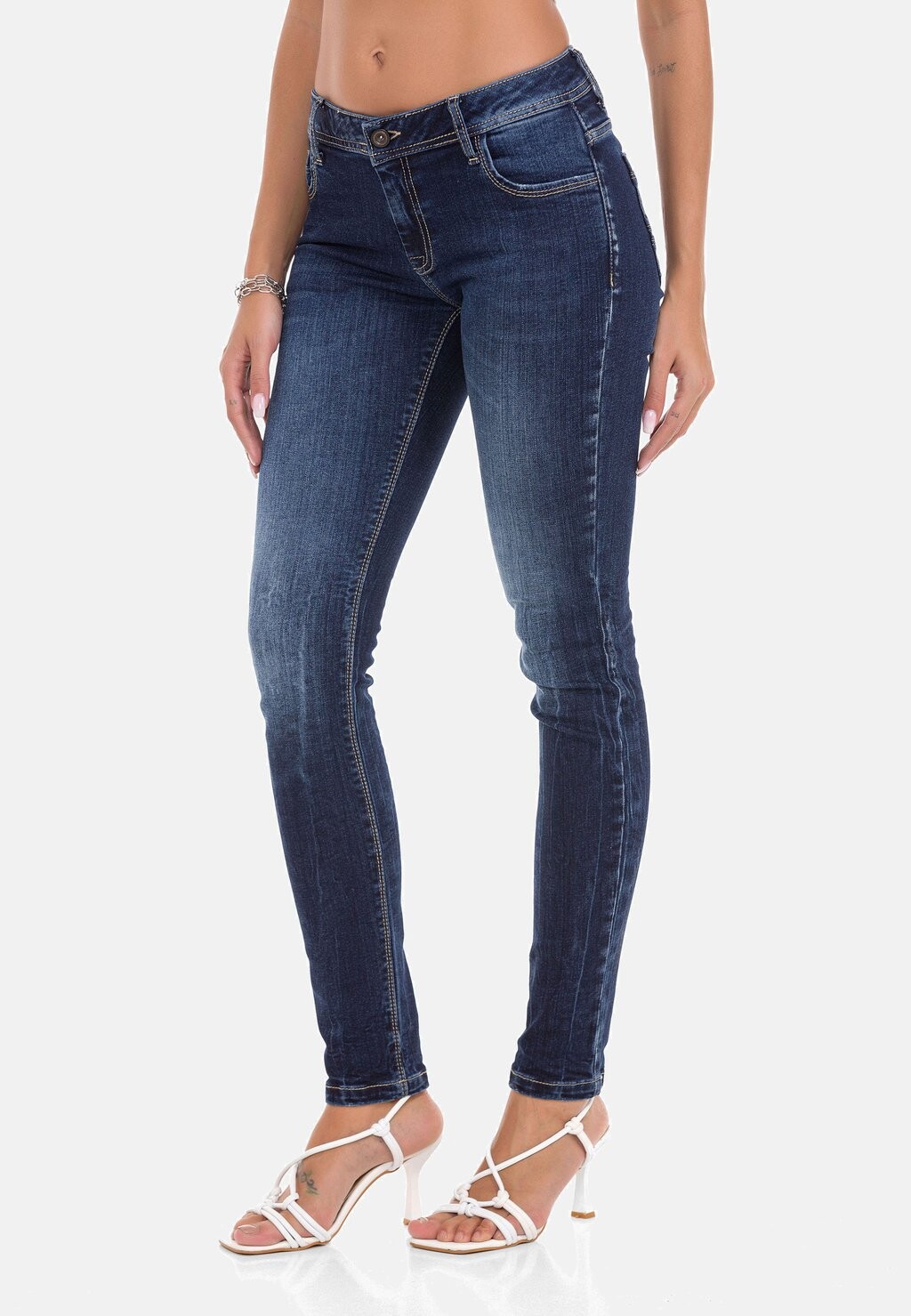 Джинсы облегающие Cipo & Baxx, темно-синий
Джинсы облегающие Cipo & Baxx, темно-синий