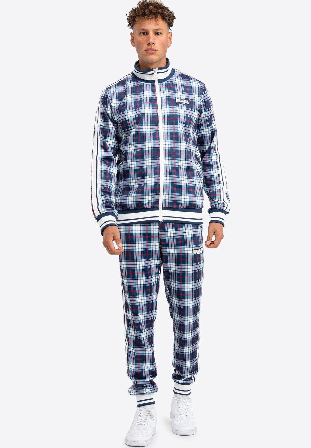 Костюм Lonsdale, синий
Костюм Lonsdale, синий