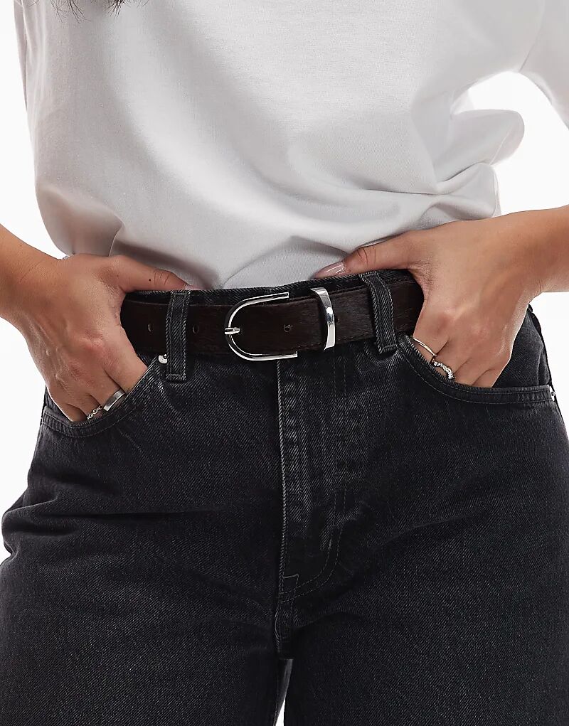 Ремень ARKET из кожи пони темно-коричневого цвета
Ремень ARKET из кожи пони темно-коричневого цвета