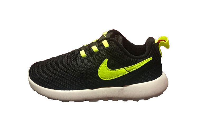 Кроссовки Nike Roshe One для малышей TD
Кроссовки Nike Roshe One для малышей TD