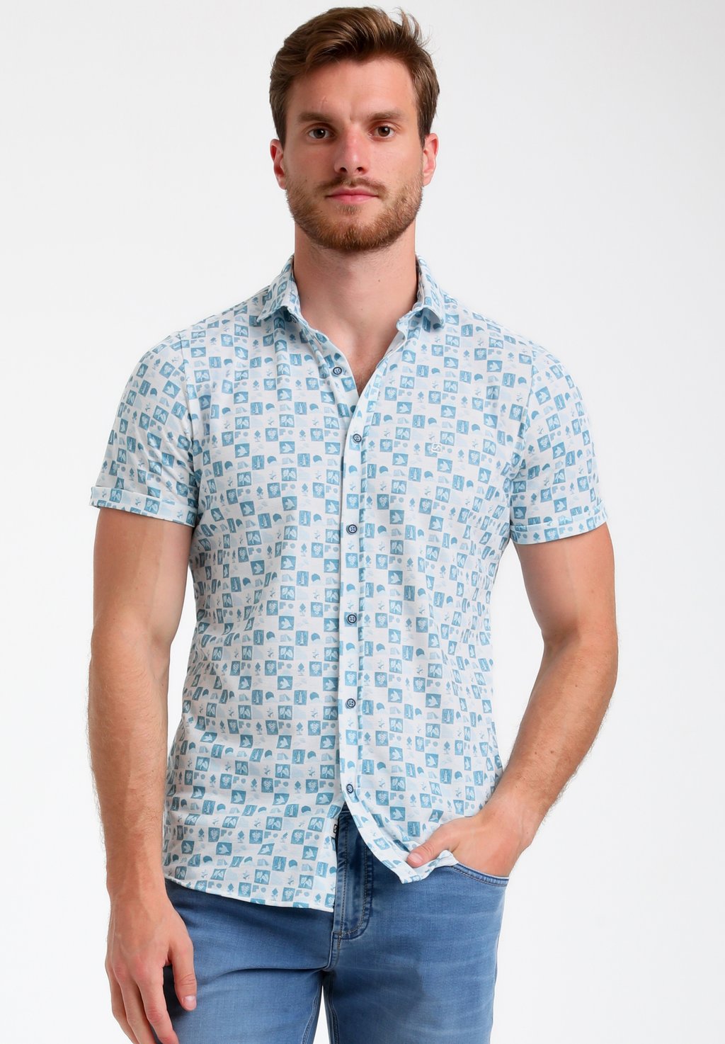 Рубашка PRINT Gabbiano, светло-голубой
Рубашка PRINT Gabbiano, светло-голубой