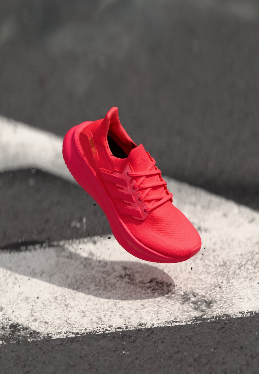 Кроссовки Adidas Performance ULTRABOOST 5, Lucid Red/Matte Gold-Coloured/Red
Кроссовки Adidas Performance ULTRABOOST 5, Lucid Red/Matte Gold-Coloured/Red