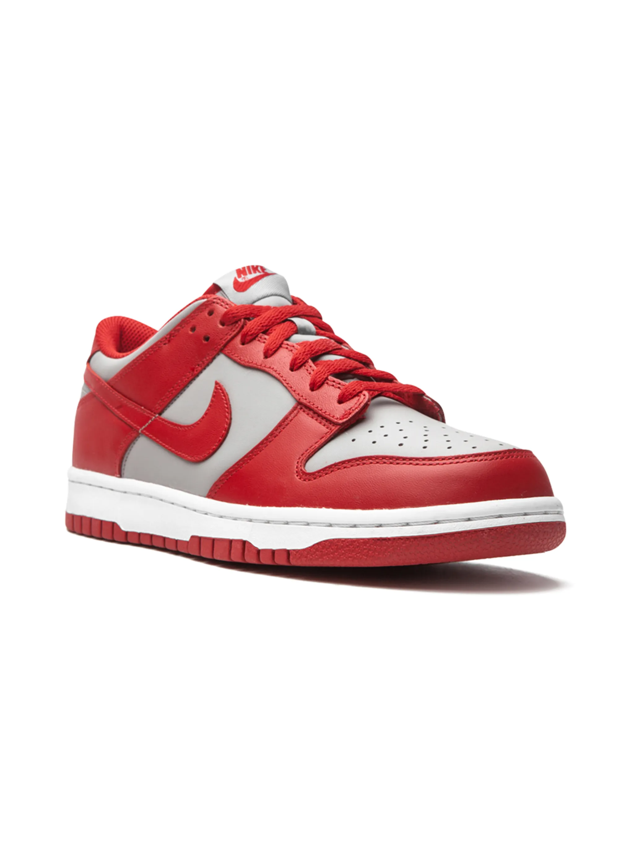 Кроссовки Dunk Low Retro Nike Kids, красный
Кроссовки Dunk Low Retro Nike Kids, красный