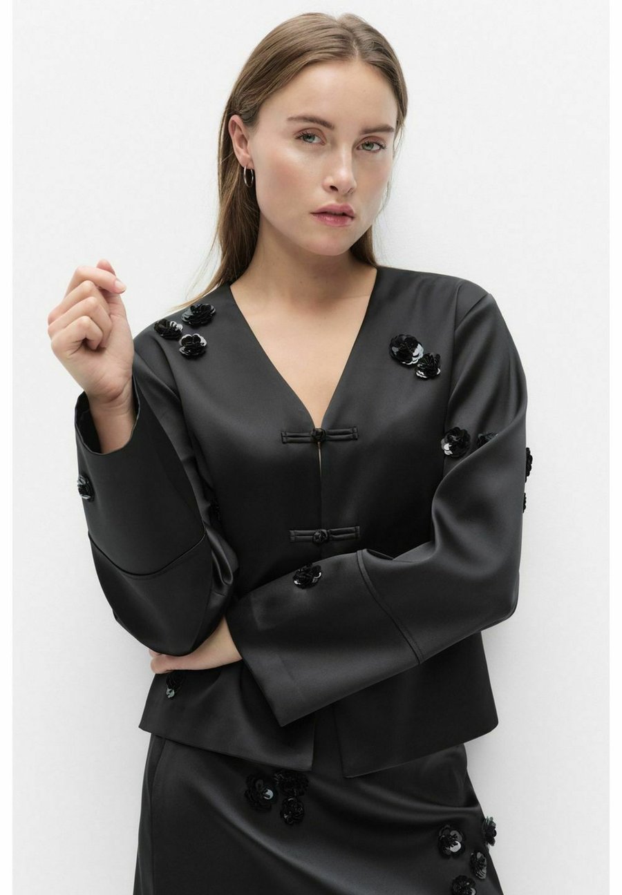 Блуза STOCKH LM Studio JUSTINE SATIN JACKET, Black
Блуза STOCKH LM Studio JUSTINE SATIN JACKET, Black