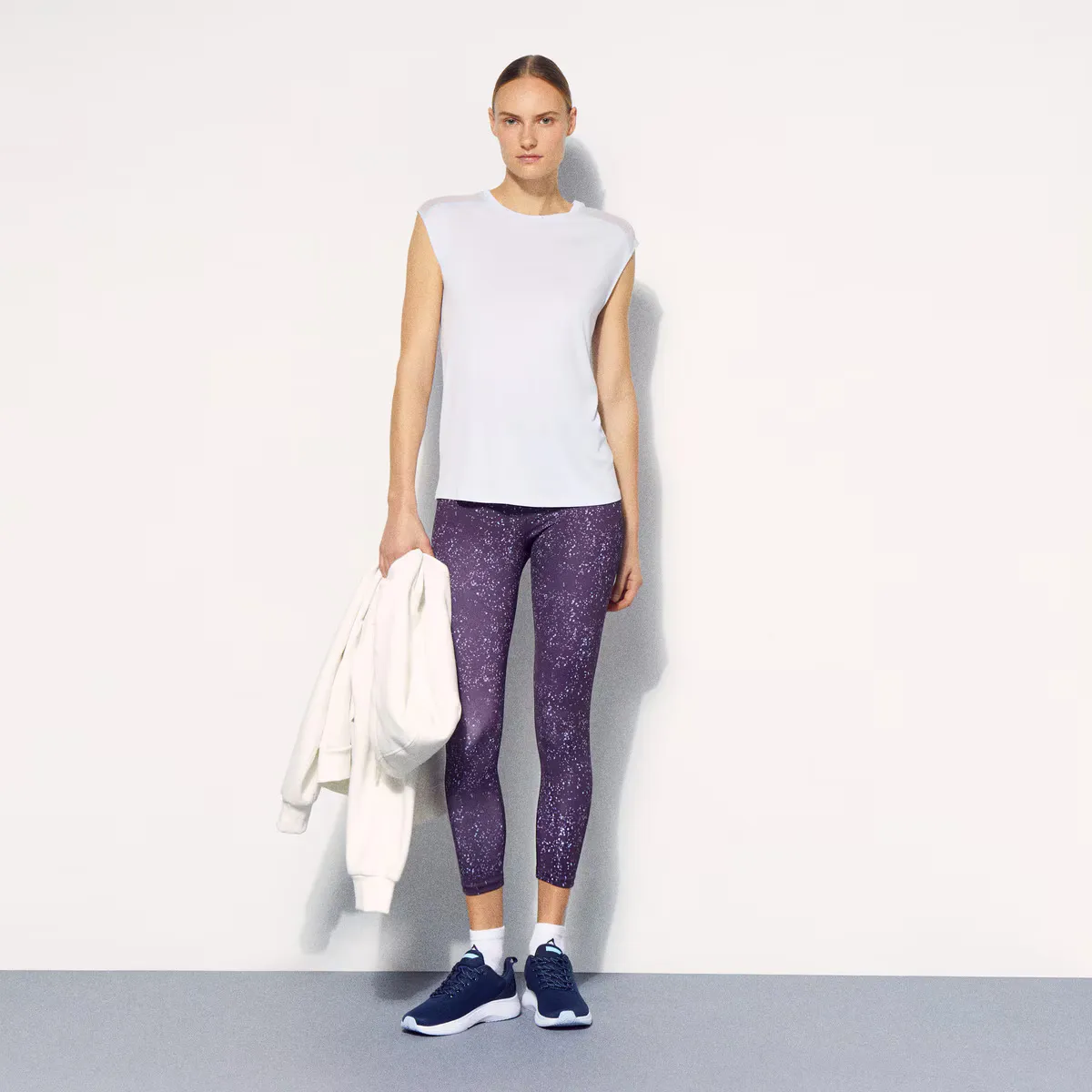 Женская тренировочная футболка Boomerang из модала с коротким рукавом и сеткой, светло-голубой
Женская тренировочная футболка Boomerang из модала с коротким рукавом и сеткой, светло-голубой