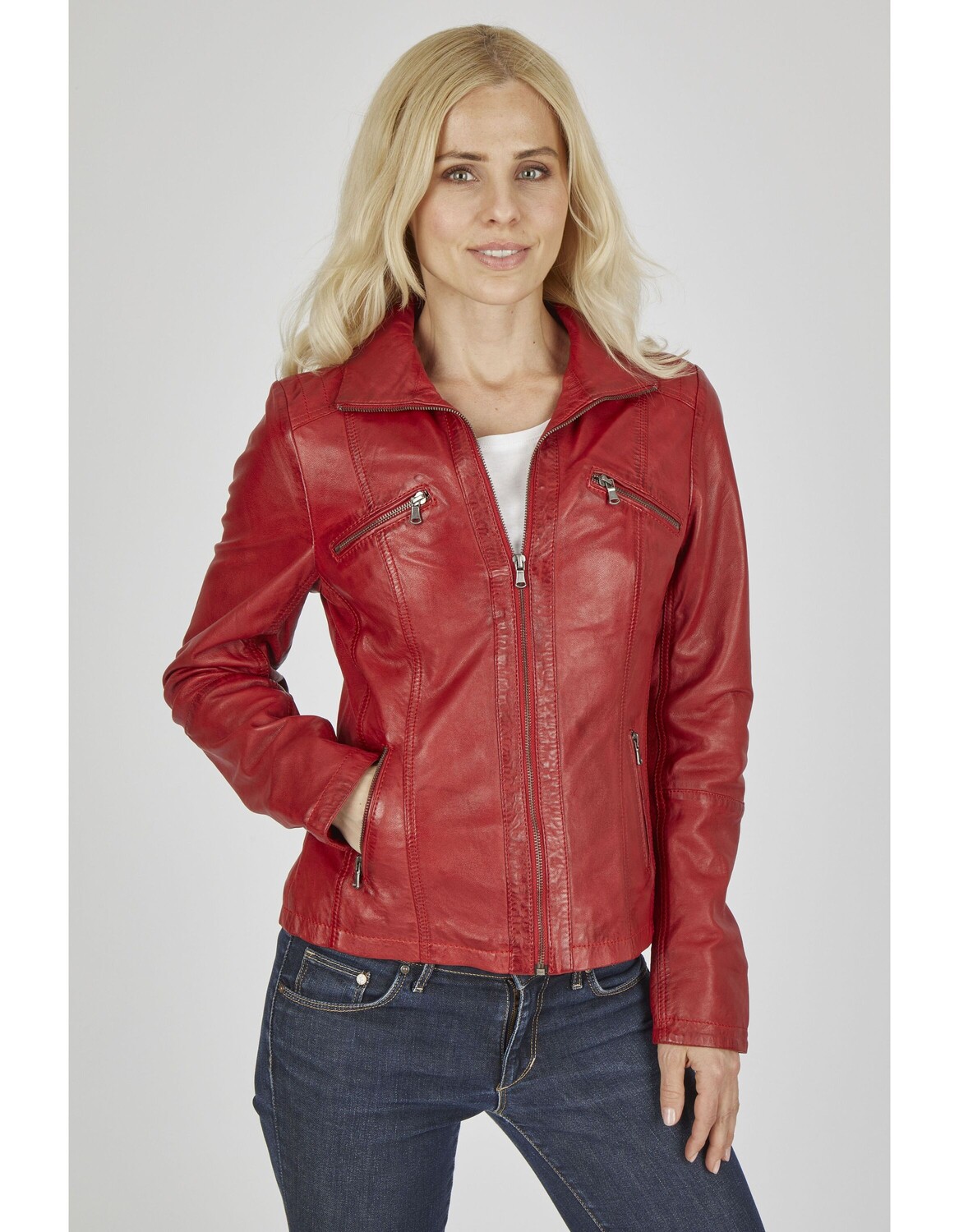 Кожаная куртка 7eleven Vinca, красный
Кожаная куртка 7eleven Vinca, красный