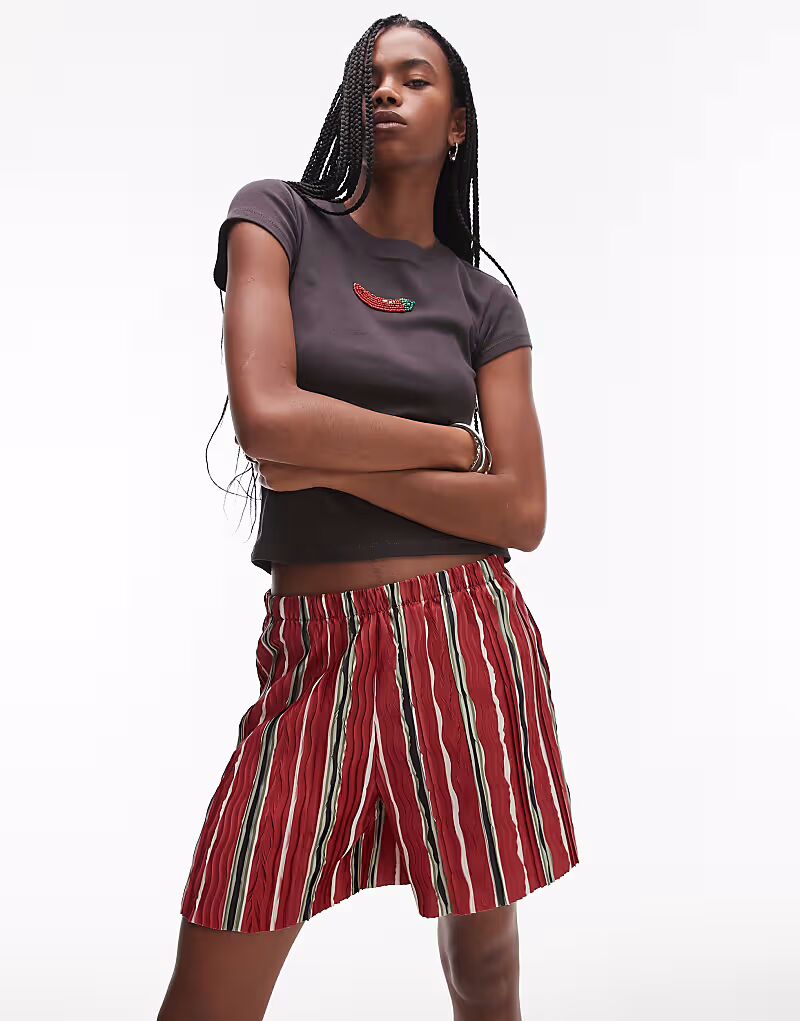 Полосатые шорты Topshop с широкими штанинами, плиссированные, красного цвета 
Полосатые шорты Topshop с широкими штанинами, плиссированные, красного цвета