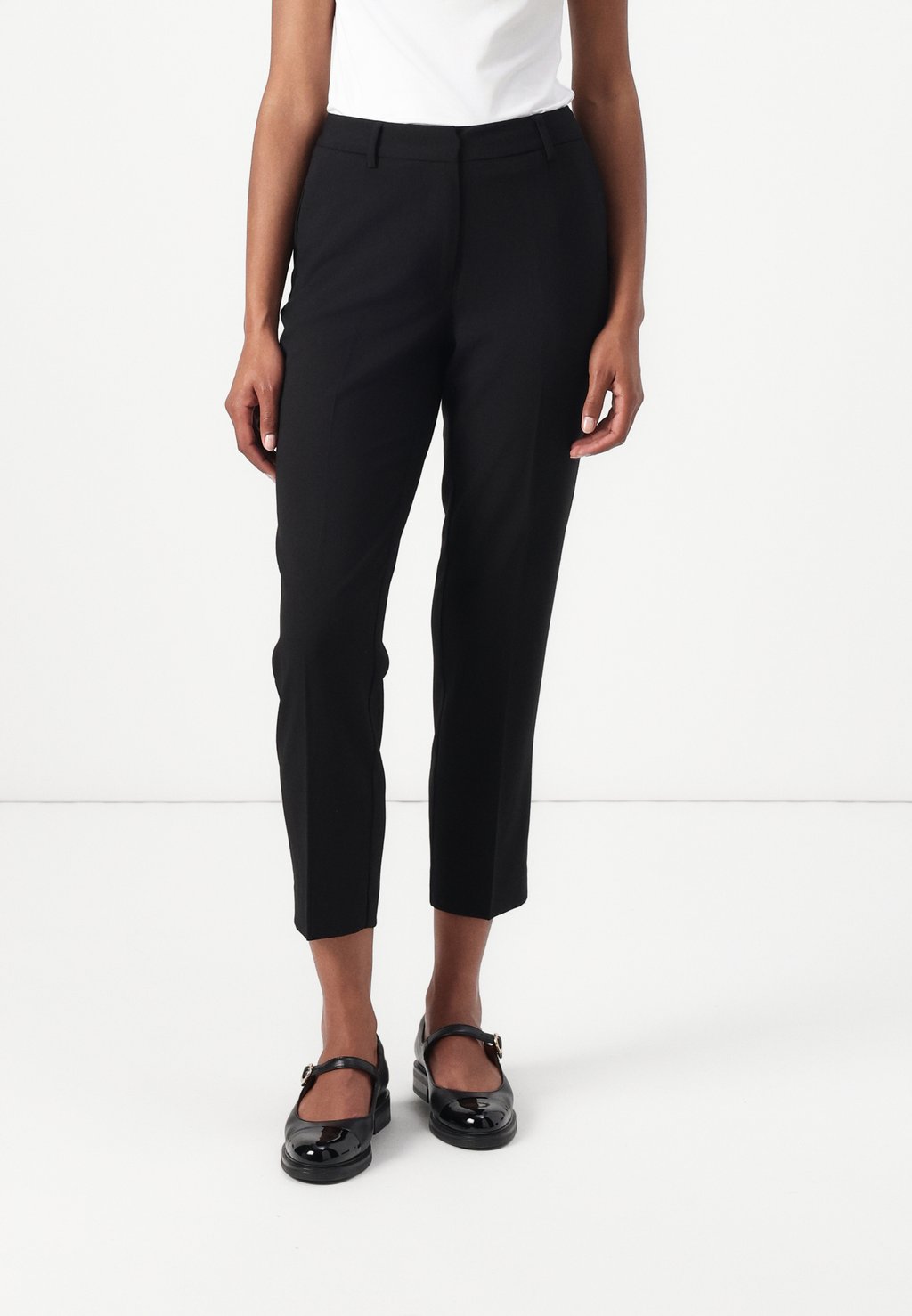 Брюки NEW BETHANNY Rue de Femme, черный
Брюки NEW BETHANNY Rue de Femme, черный