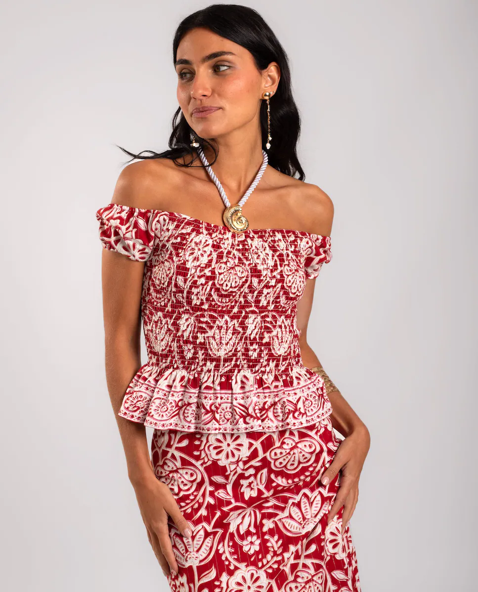 Женская кроп-блузка с выпадающими бретелями и медовым узором The-Are, белый
Женская кроп-блузка с выпадающими бретелями и медовым узором The-Are, белый