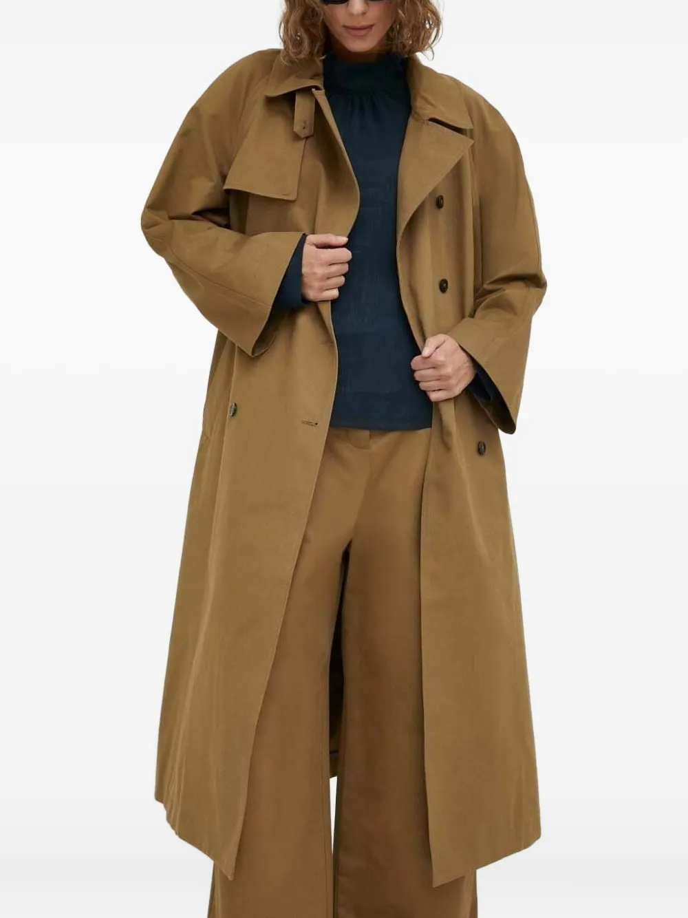 Двубортный тренчкот с поясом «Кэрри» lovechild, коричневый
Двубортный тренчкот с поясом «Кэрри» lovechild, коричневый