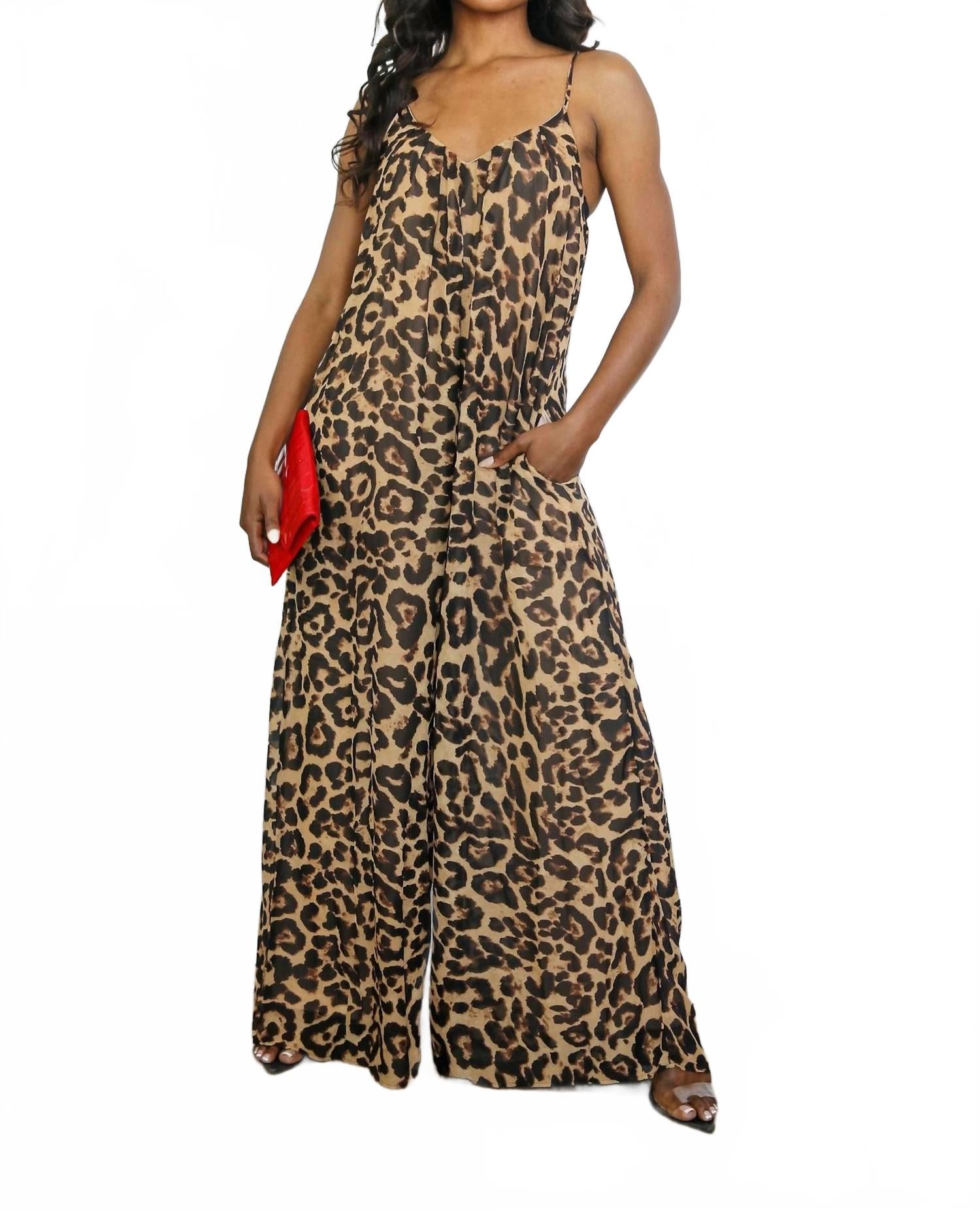 Тканый комбинезон с V-образным вырезом и боковыми карманами коричневого цвета Little Secret Of Mine, коричневый
Тканый комбинезон с V-образным вырезом и боковыми карманами коричневого цвета Little Secret Of Mine, коричневый