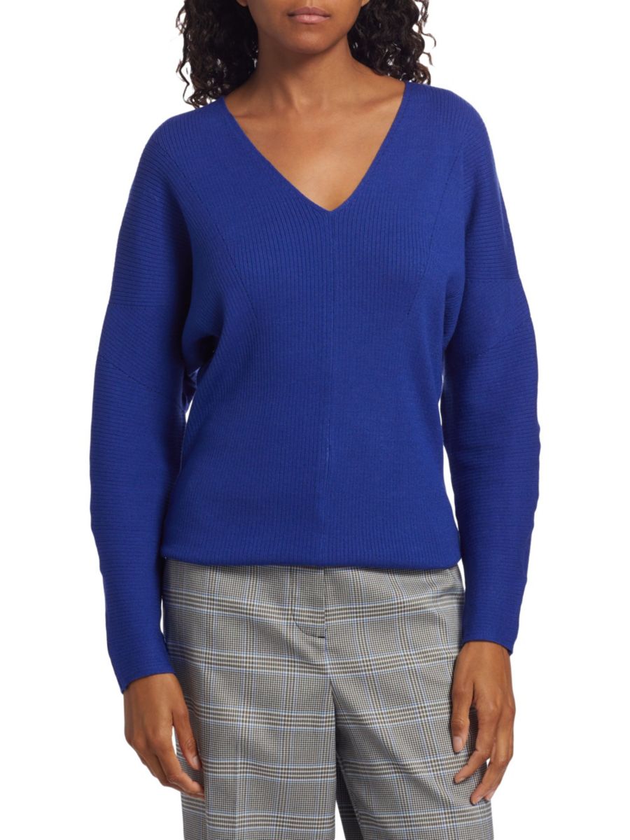 Ребристый свитер с рукавами летучая мышь и V-образным вырезом Elie Tahari, цвет Sapphire
Ребристый свитер с рукавами летучая мышь и V-образным вырезом Elie Tahari, цвет Sapphire