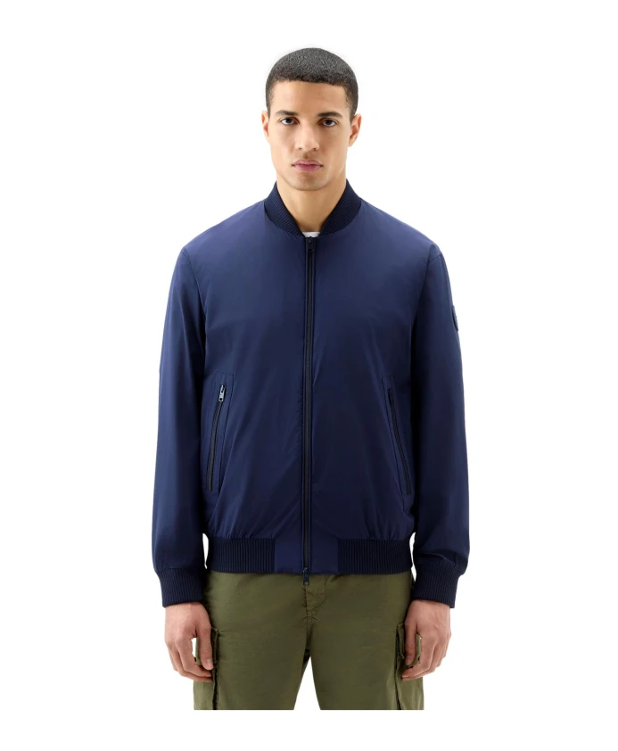 Эластичная куртка-бомбер морского синего цвета Woolrich, синий
Эластичная куртка-бомбер морского синего цвета Woolrich, синий