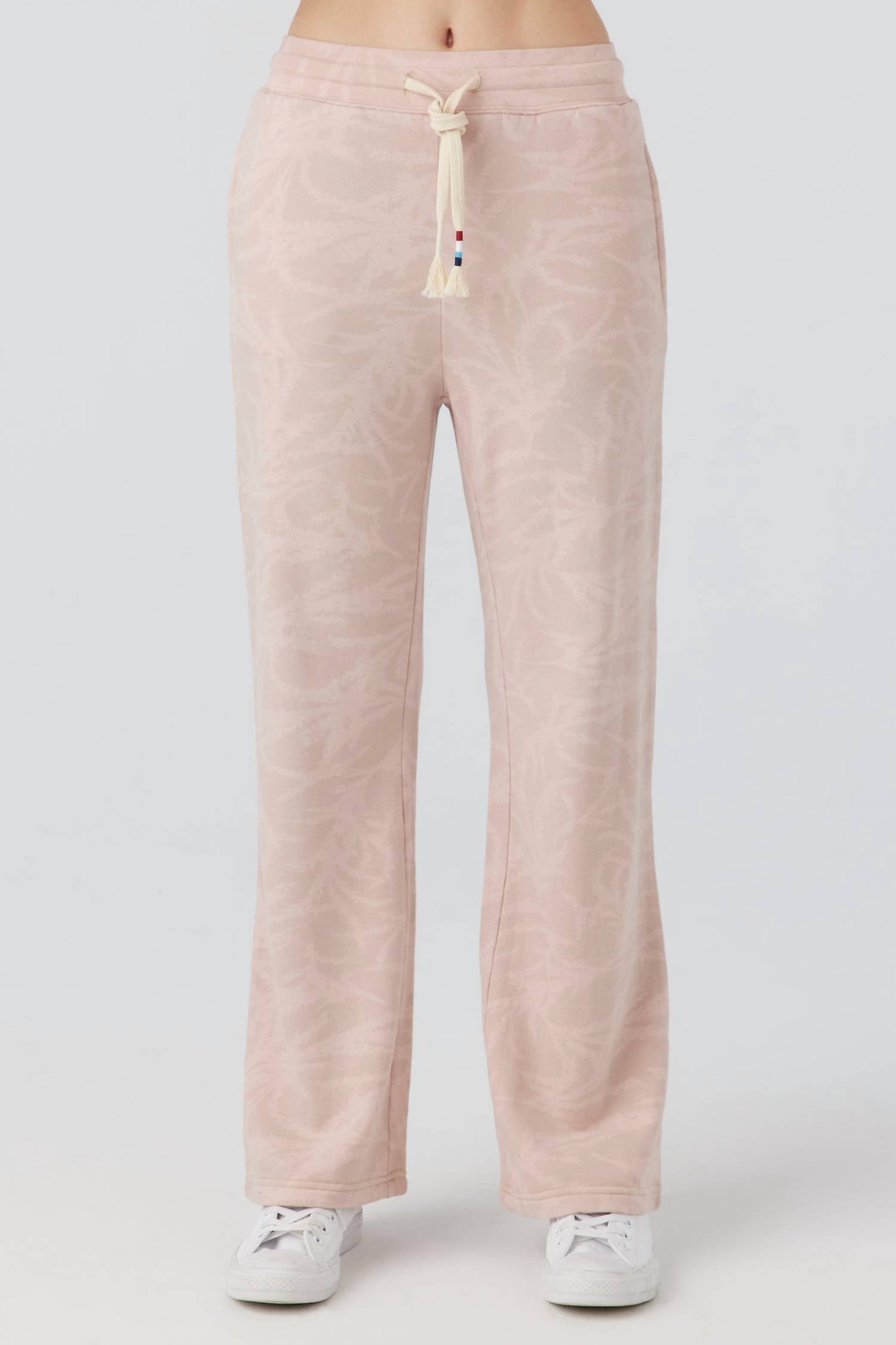 Брюки La Brea из розовой глины с эффектом можжевельника Sol Angeles
Брюки La Brea из розовой глины с эффектом можжевельника Sol Angeles