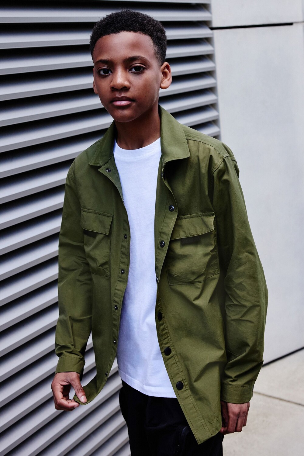 Нейлоновая верхняя рубашка (3 16 лет) Next, зеленый
Нейлоновая верхняя рубашка (3 16 лет) Next, зеленый