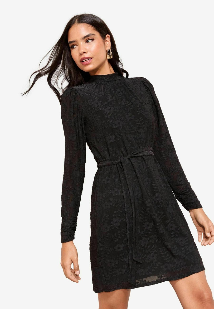 Платье Friends Like These Day dress, Black
Платье Friends Like These Day dress, Black