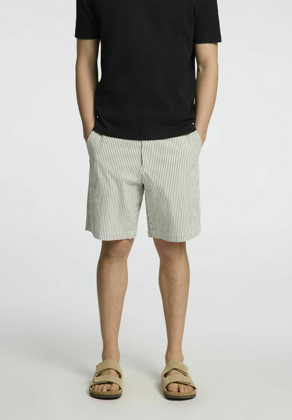 Шорты SEERSUCKER Selected Homme, темно-зеленый
Шорты SEERSUCKER Selected Homme, темно-зеленый