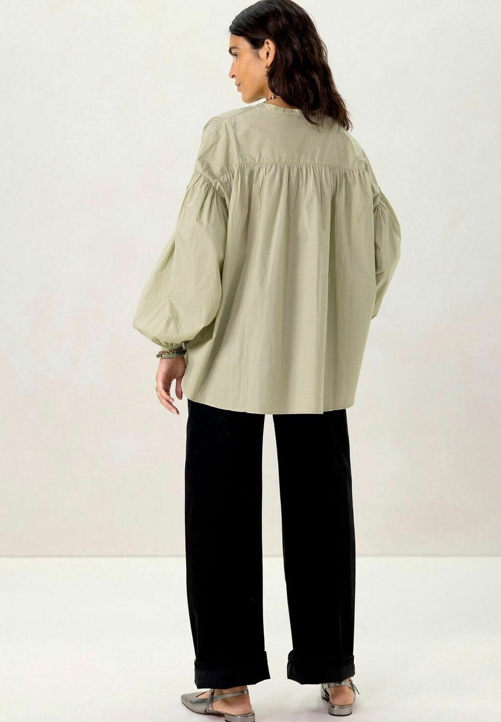 Блузка на пуговицах MIT STICKEREI Sissy-Boy, светло-зеленый
Блузка на пуговицах MIT STICKEREI Sissy-Boy, светло-зеленый