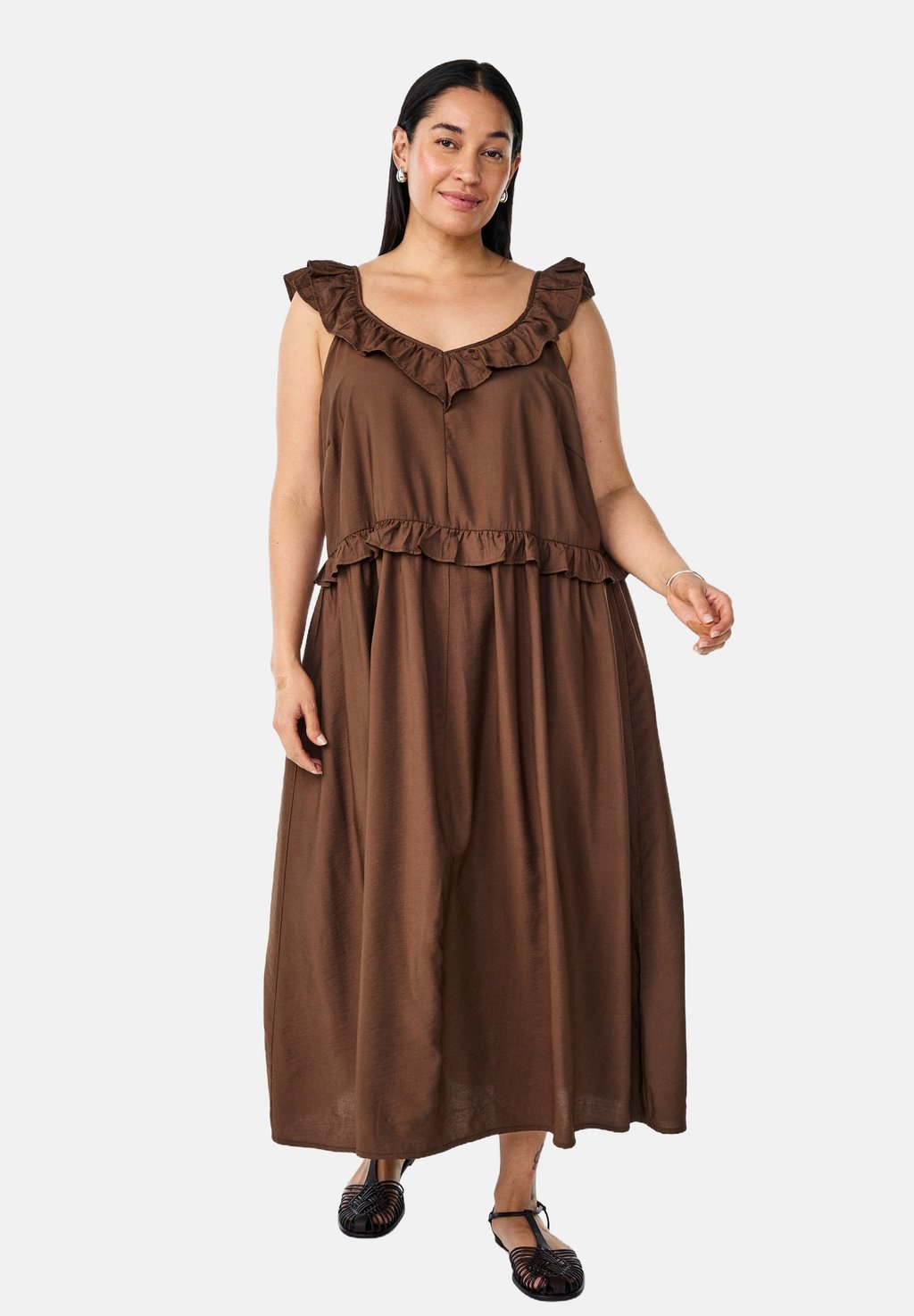 Платье макси ÄRMELLOSES MIDI MIT RÜSCHENDETAILS Zizzi, коричневый
Платье макси ÄRMELLOSES MIDI MIT RÜSCHENDETAILS Zizzi, коричневый