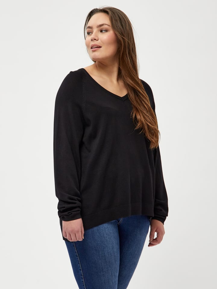 Свитер черного цвета Peppercorn
Свитер черного цвета Peppercorn