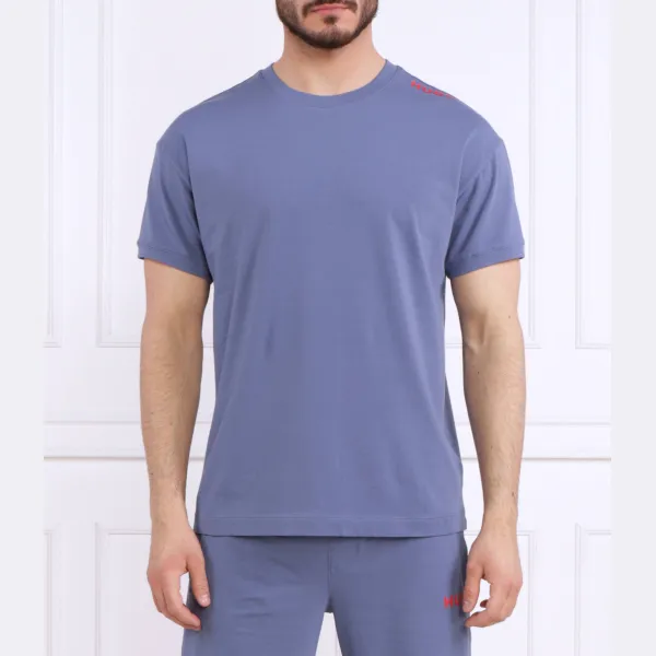 Футболка стандартного кроя с надписью Hugo, фиолетовый
Футболка стандартного кроя с надписью Hugo, фиолетовый