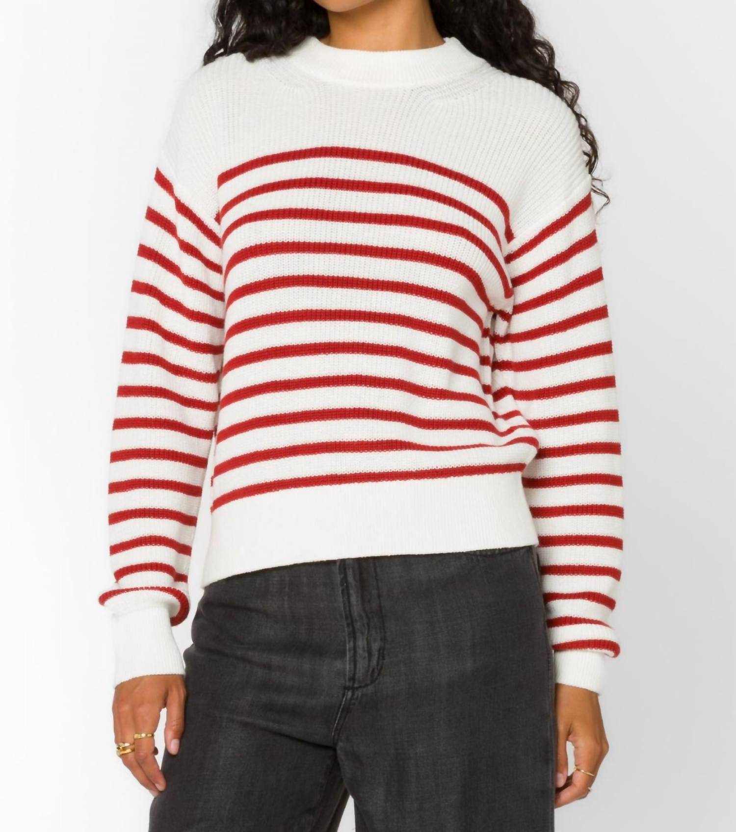 Марго Свитер с длинными рукавами в красную полоску Velvet Heart
Марго Свитер с длинными рукавами в красную полоску Velvet Heart