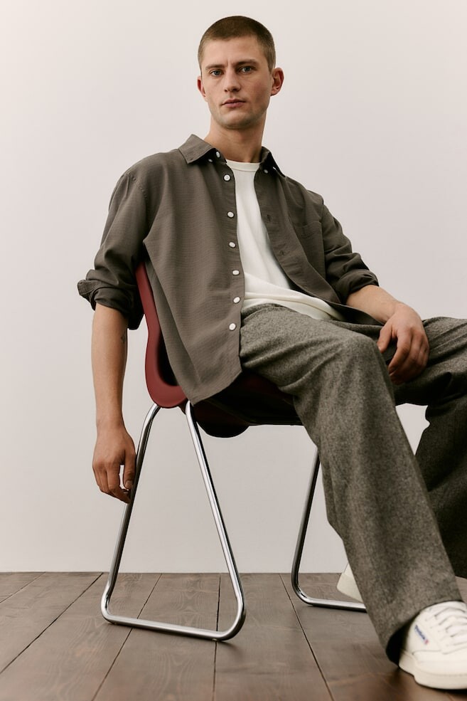 Рубашка структурированного кроя стандартной посадки H&M, зеленый
Рубашка структурированного кроя стандартной посадки H&M, зеленый