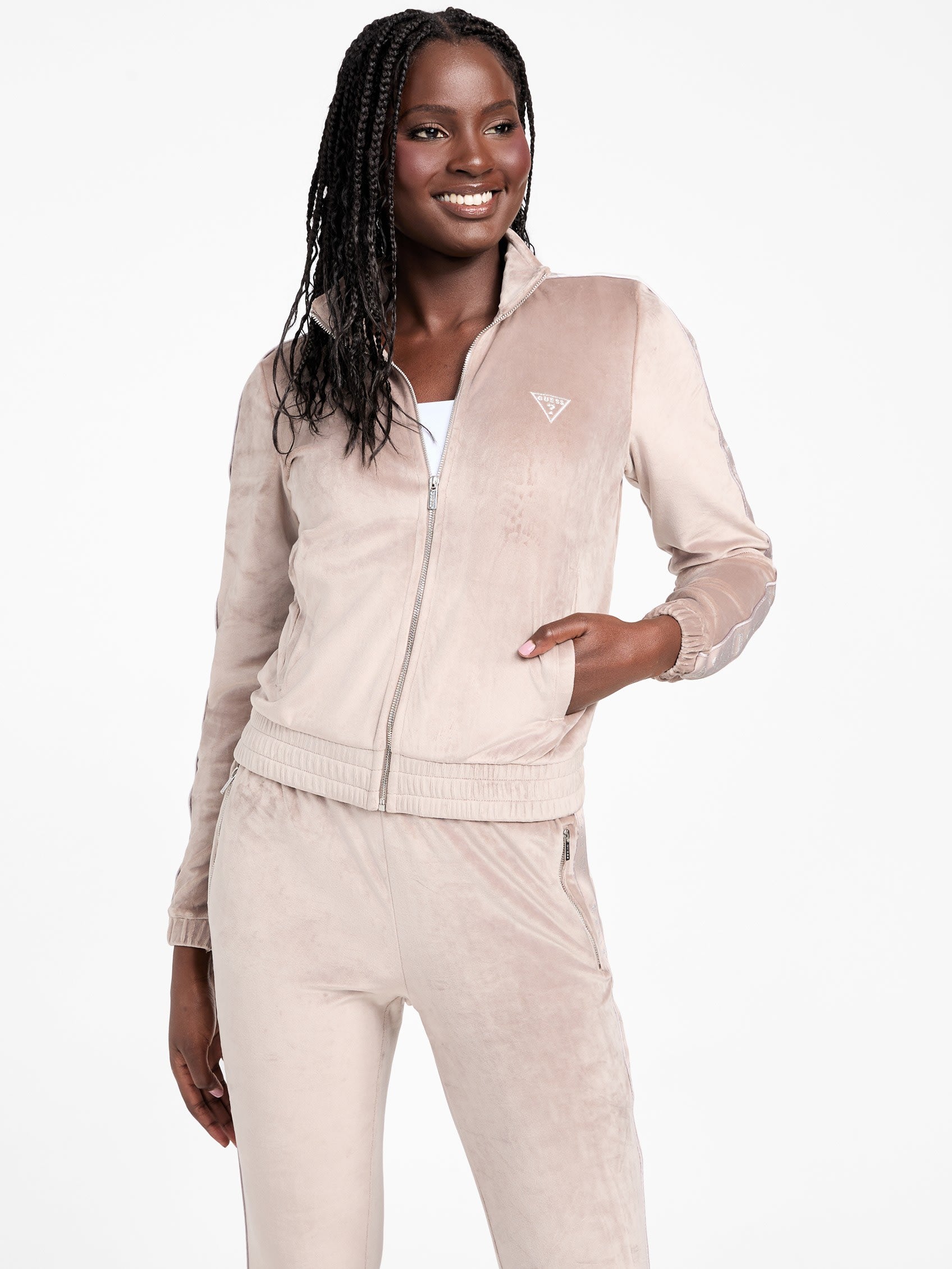 Велюровая куртка с логотипом и лентой Eco Janess Guess Factory, цвет moondust, Белый, Велюровая куртка с логотипом и лентой Eco Janess Guess Factory, цвет moondust
Велюровая куртка с логотипом и лентой Eco Janess Guess Factory, цвет moondust, Белый, Велюровая куртка с логотипом и лентой Eco Janess Guess Factory, цвет moondust