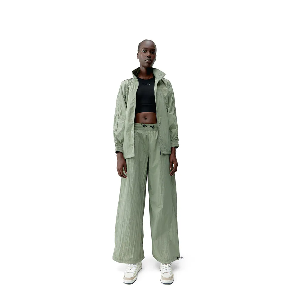 Брюки Born Living Yoga Amara, зеленый
Брюки Born Living Yoga Amara, зеленый