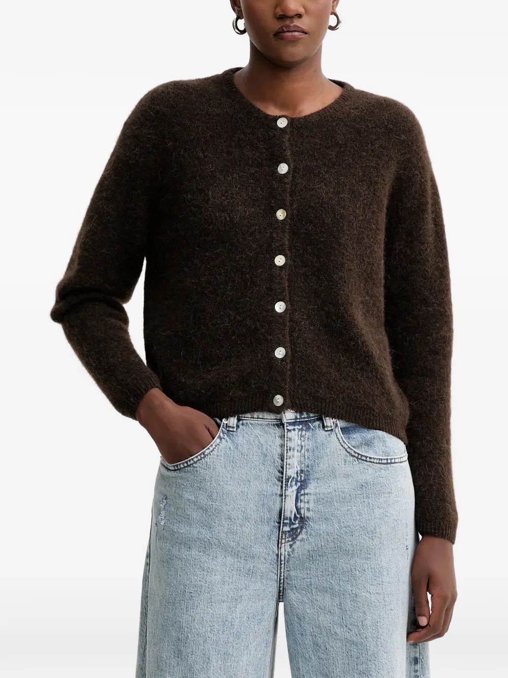 Кардиган Vitow на пуговицах American Vintage, коричневый
Кардиган Vitow на пуговицах American Vintage, коричневый
