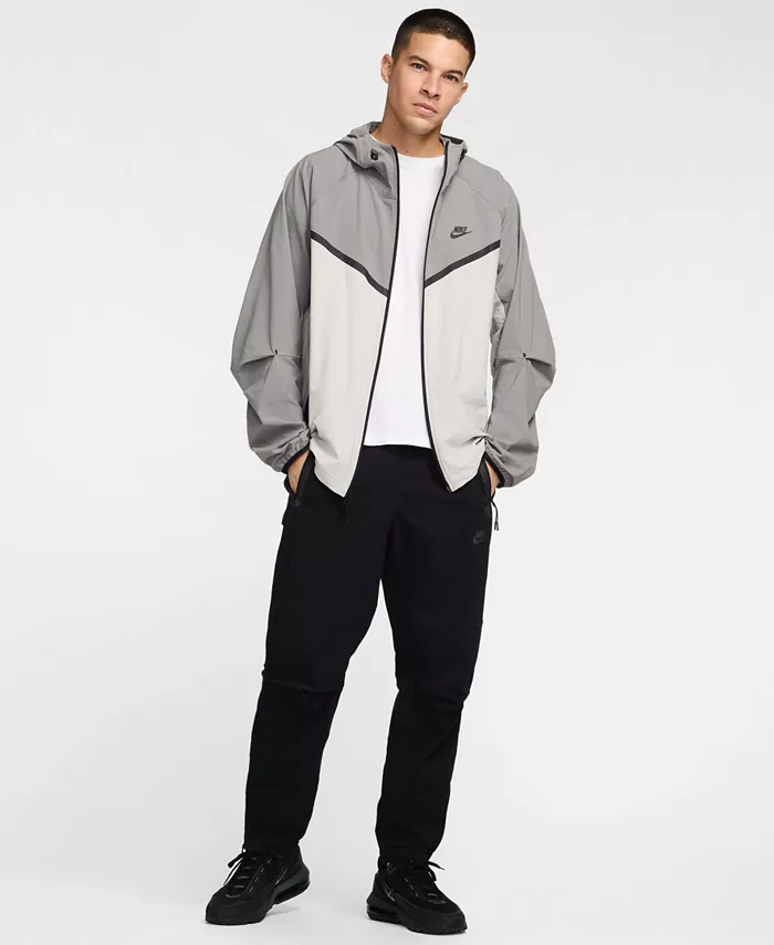 Мужские брюки Woven Tech Nike, черный
Мужские брюки Woven Tech Nike, черный