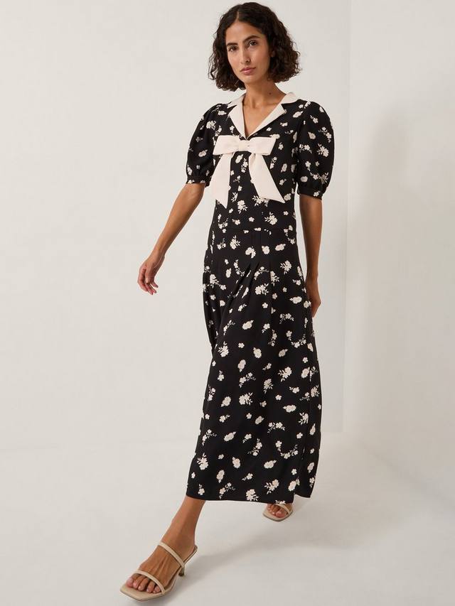 Платье Mabli Floral Bow Midi Tea с цветочным бантом Monsoon, Black/White
Платье Mabli Floral Bow Midi Tea с цветочным бантом Monsoon, Black/White