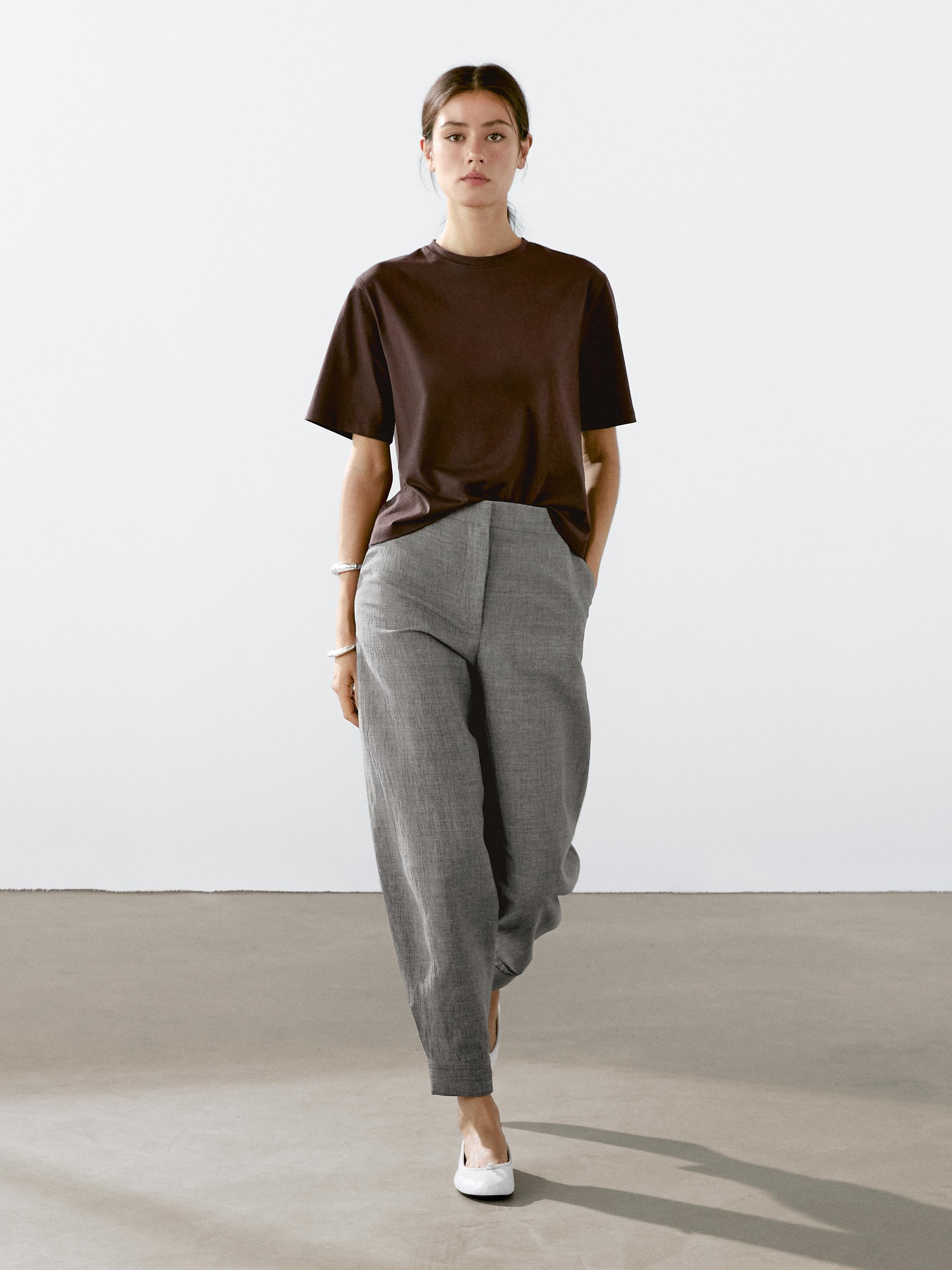 Футболка с коротким рукавом и отстрочкой Massimo Dutti, коричневый
Футболка с коротким рукавом и отстрочкой Massimo Dutti, коричневый