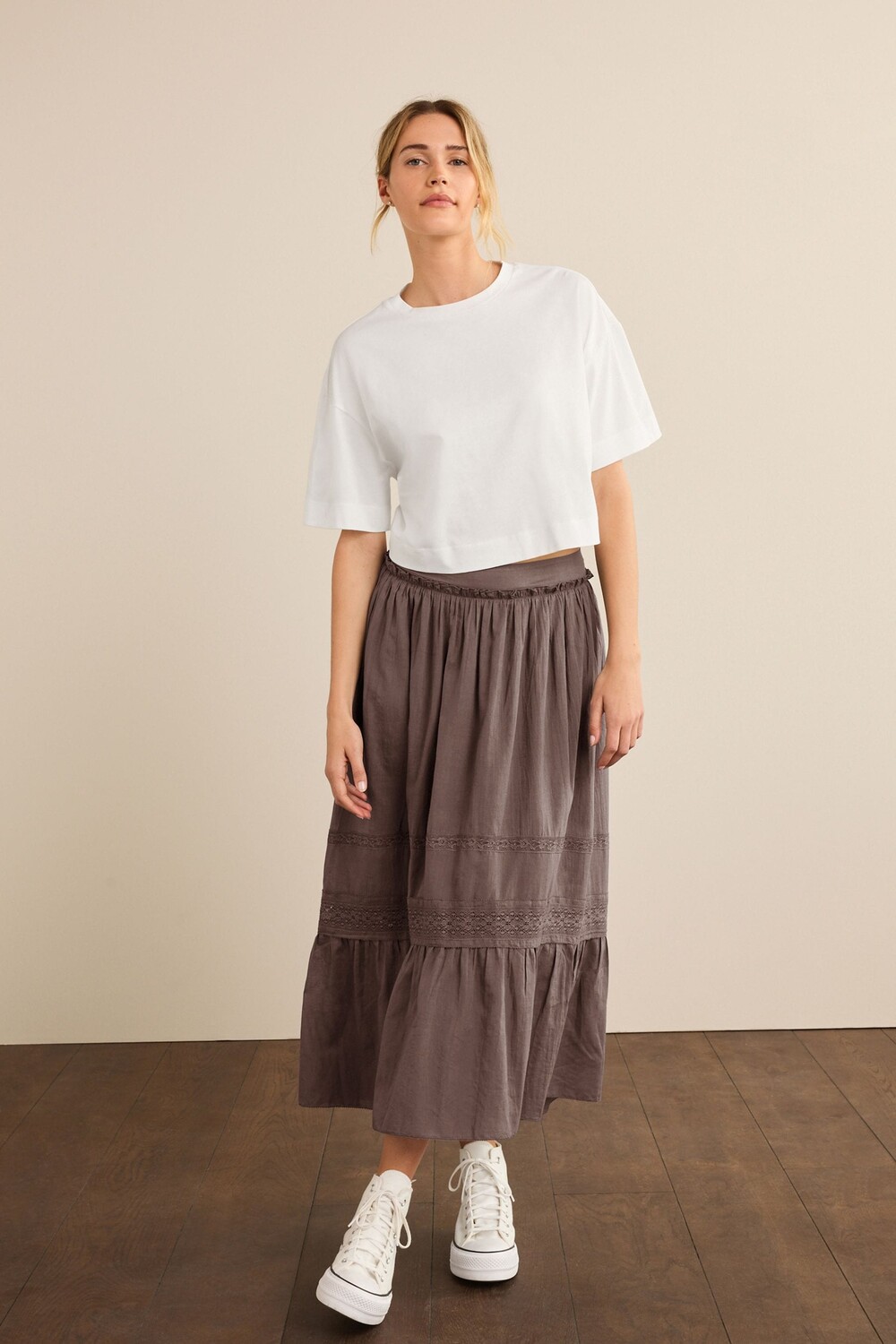 Многослойная юбка миди Next, коричневый 
Многослойная юбка миди Next, коричневый