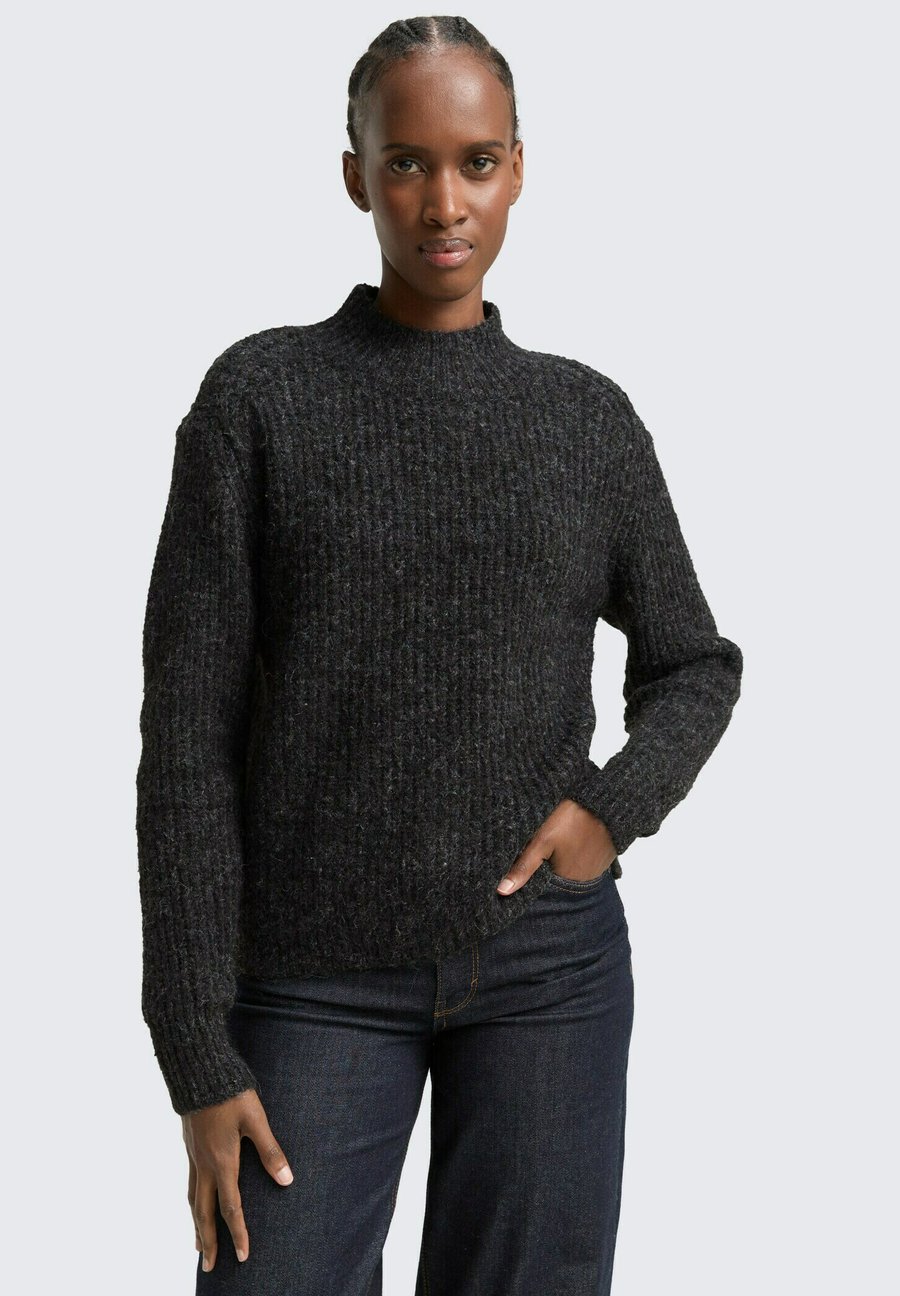 Джемпер TOM TAILOR DENIM PULLOVER RELAXED FIT MIT STEHKRAGEN, Shale Grey Melange/Mottled Grey
Джемпер TOM TAILOR DENIM PULLOVER RELAXED FIT MIT STEHKRAGEN, Shale Grey Melange/Mottled Grey