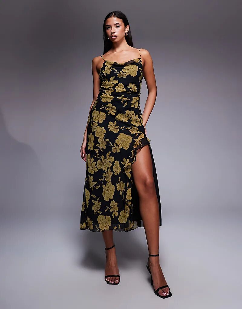 Платье миди с цветочным принтом и воротником-хомут New Look черного цвета
Платье миди с цветочным принтом и воротником-хомут New Look черного цвета