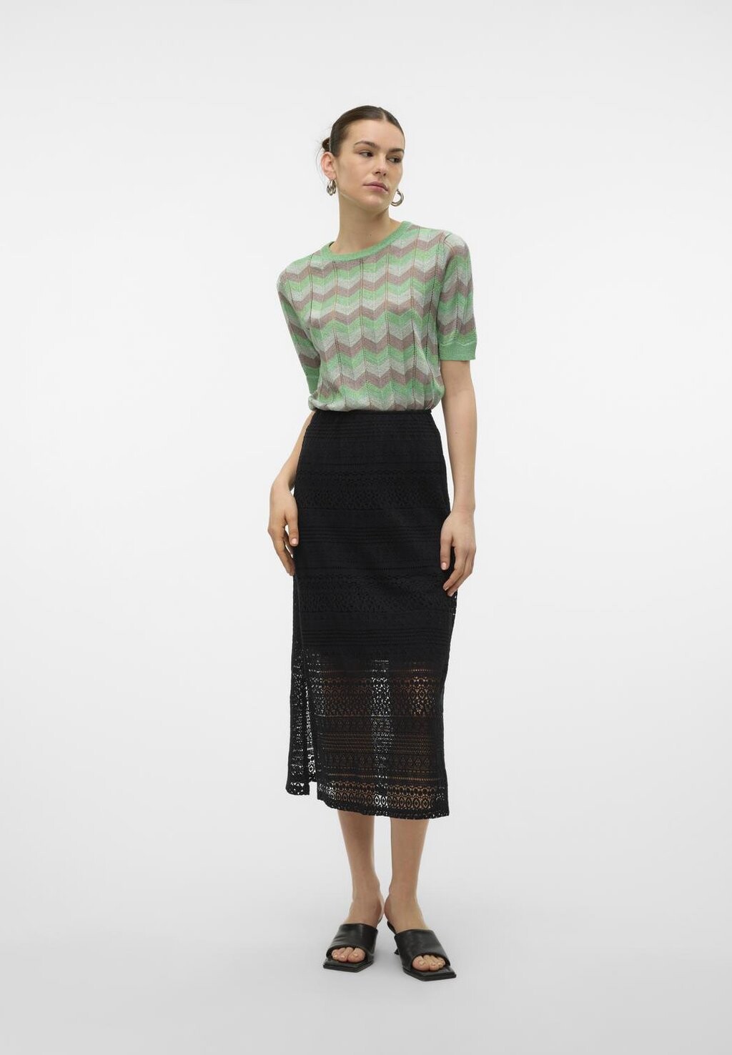 Юбка А-силуэта VMHONEY SKIRT Vero Moda, черный
Юбка А-силуэта VMHONEY SKIRT Vero Moda, черный