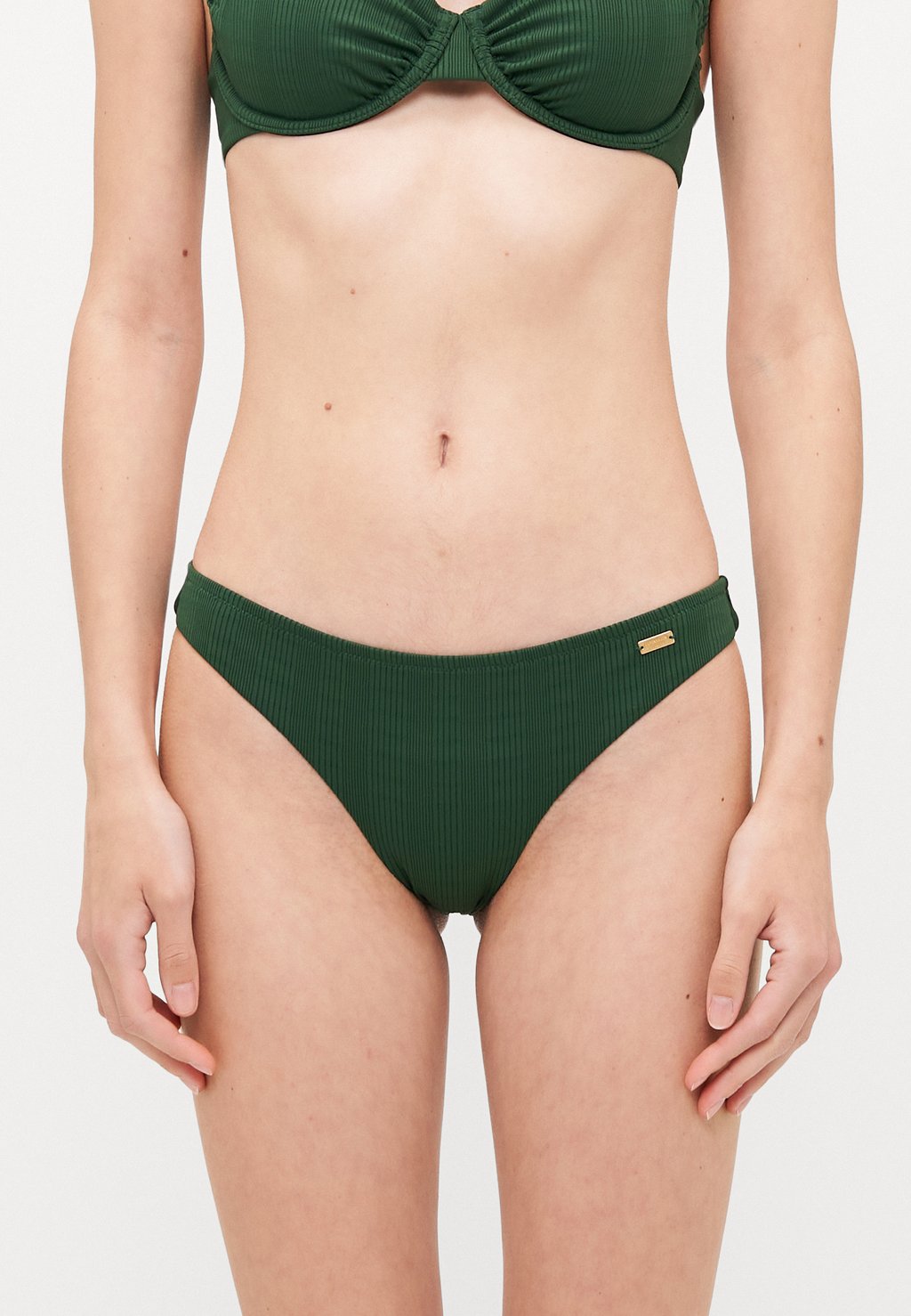 Плавки бикини PANTS NORMAL Copenhagen Studios, темно-зеленый
Плавки бикини PANTS NORMAL Copenhagen Studios, темно-зеленый