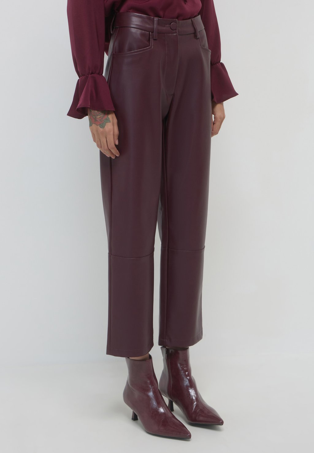 Брюки Calliope, бургундия
Брюки Calliope, бургундия