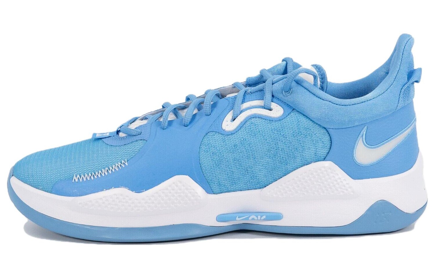 Мужские баскетбольные кроссовки Nike PG 5
Мужские баскетбольные кроссовки Nike PG 5