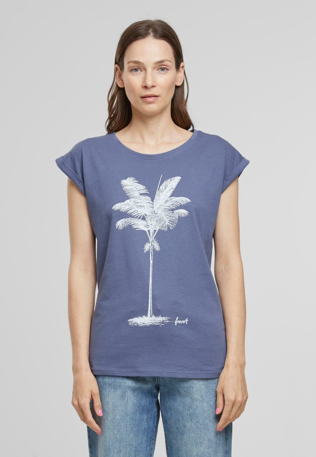 Футболка с принтом FORVERT FONTANA, синий
Футболка с принтом FORVERT FONTANA, синий