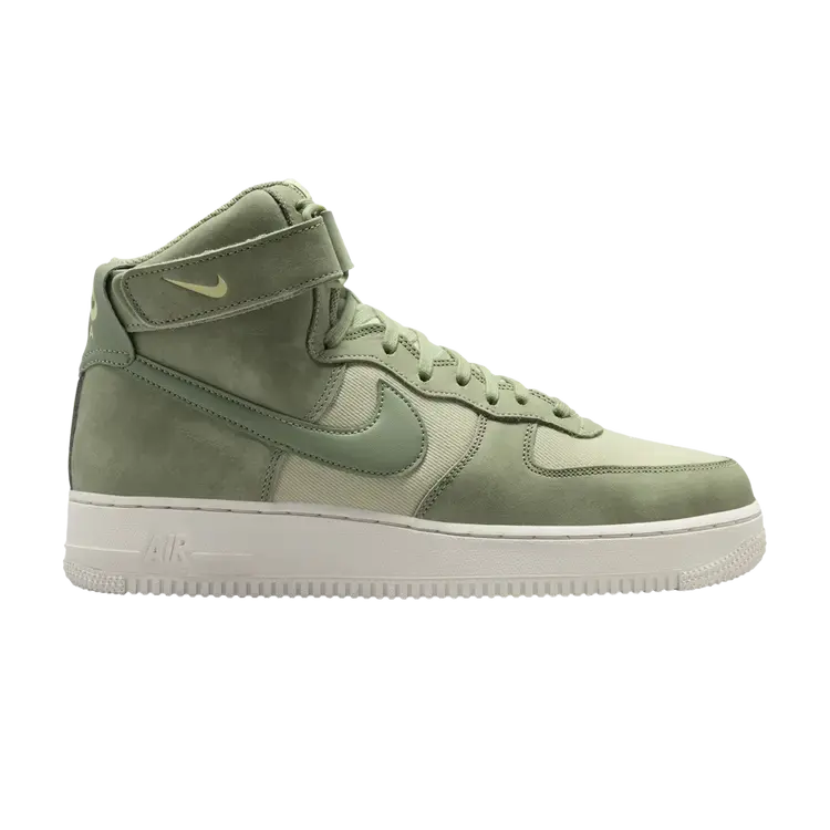 Кроссовки Nike Air Force 1 High, зеленый
Кроссовки Nike Air Force 1 High, зеленый