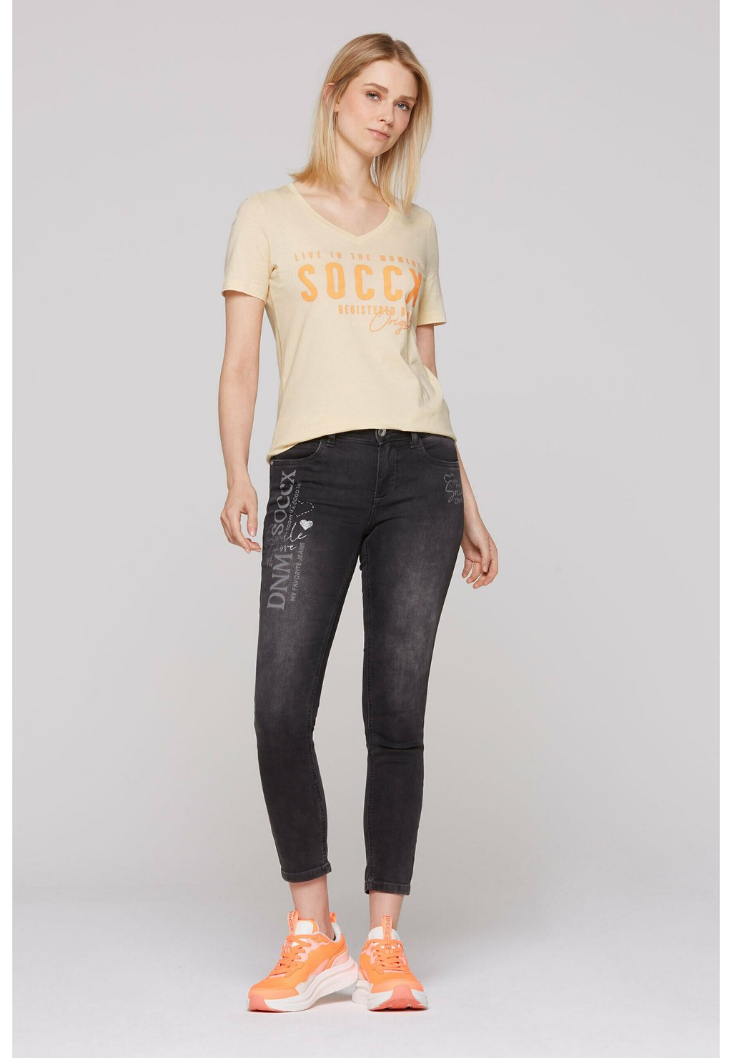 Футболка с принтом Soccx, песочный
Футболка с принтом Soccx, песочный