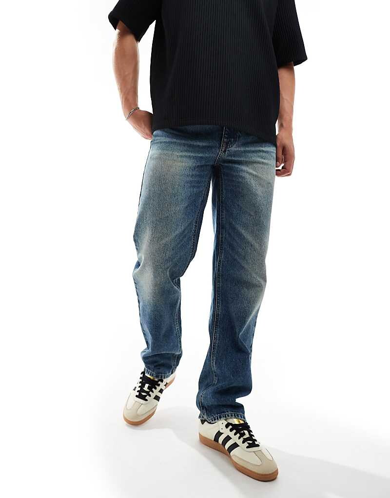 ASOS DESIGN – синие джинсы прямого кроя с эффектом крашения
ASOS DESIGN – синие джинсы прямого кроя с эффектом крашения