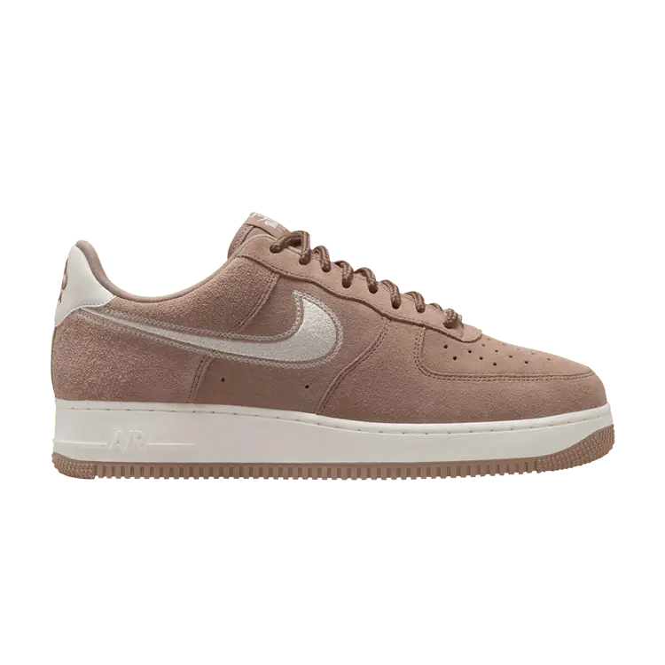 Кроссовки Nike Air Force 1 07 LV8Embroidered Swoosh - Mink Brown, коричневый
Кроссовки Nike Air Force 1 07 LV8Embroidered Swoosh - Mink Brown, коричневый