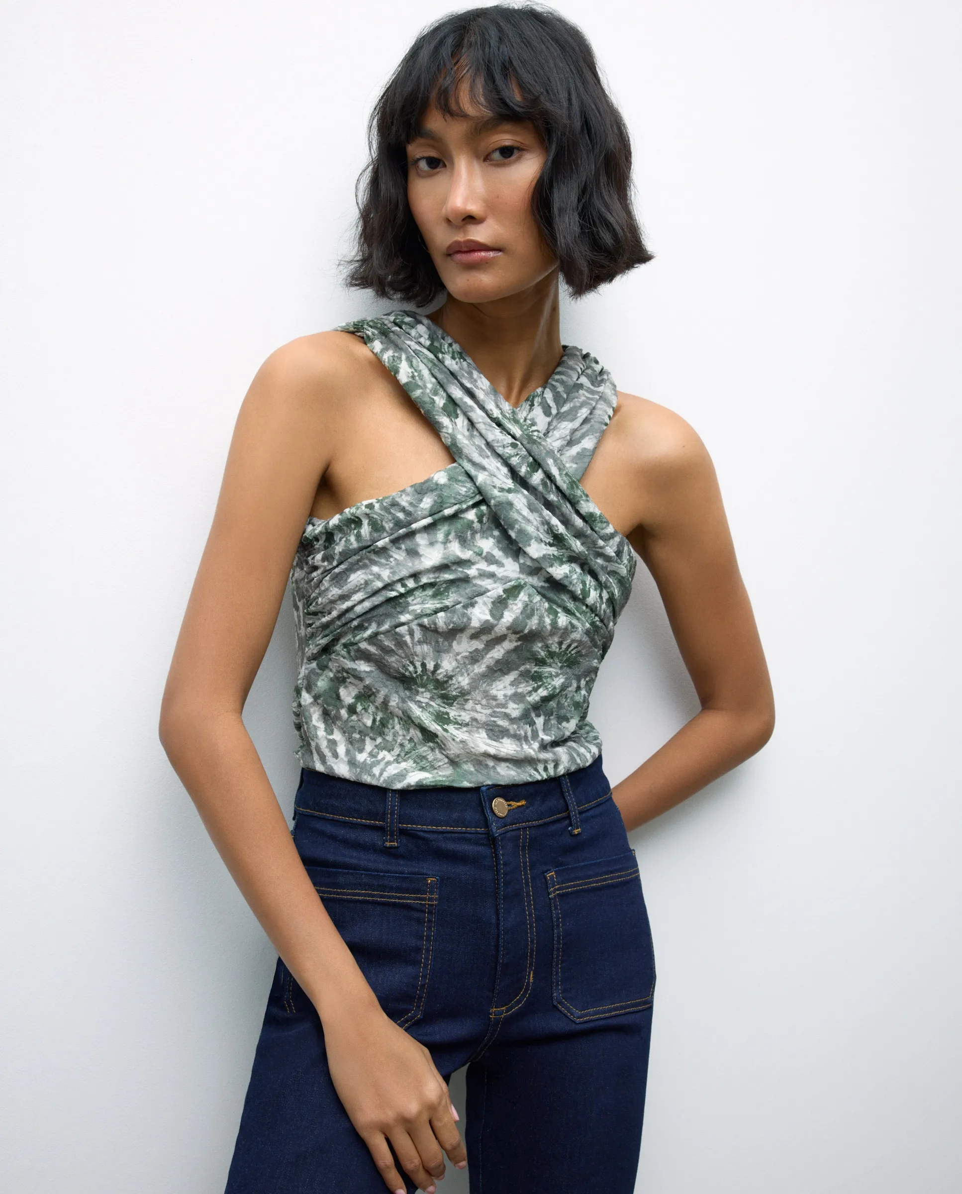 Топ без рукавов бардо Tintoretto, зеленый
Топ без рукавов бардо Tintoretto, зеленый