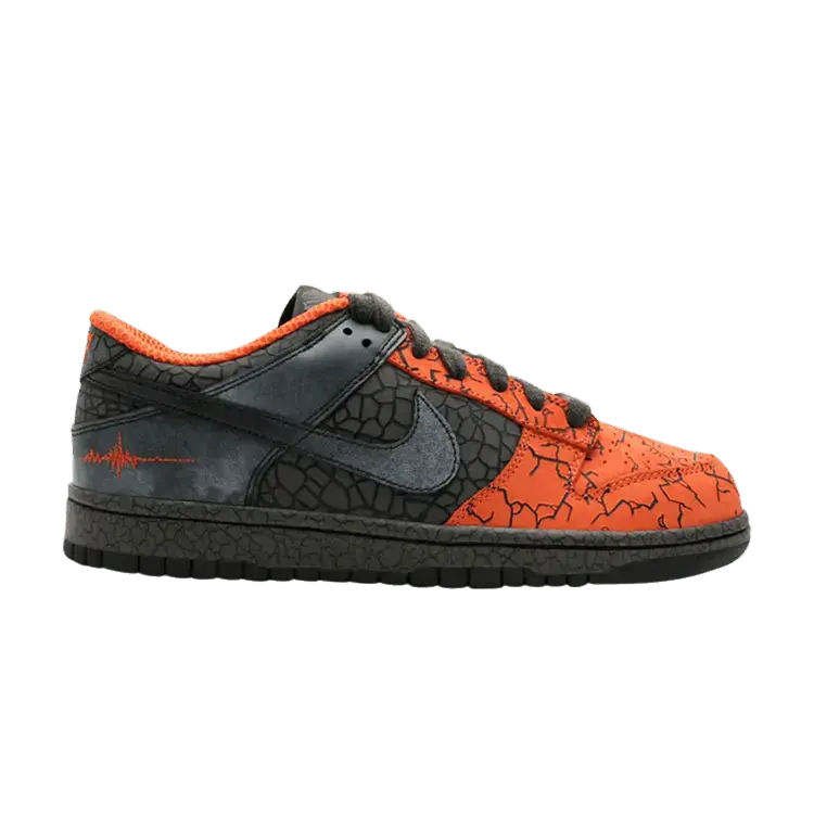 Кроссовки Nike HUF x Dunk Low Priority Hufquake, оранжевый
Кроссовки Nike HUF x Dunk Low Priority Hufquake, оранжевый