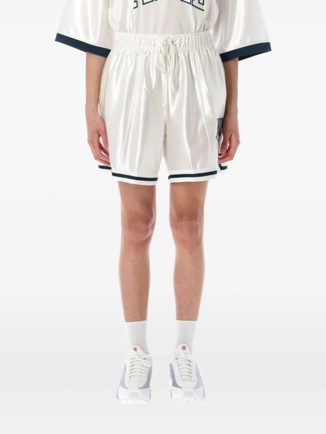 Шорты с вышитым логотипом Nike, белый
Шорты с вышитым логотипом Nike, белый