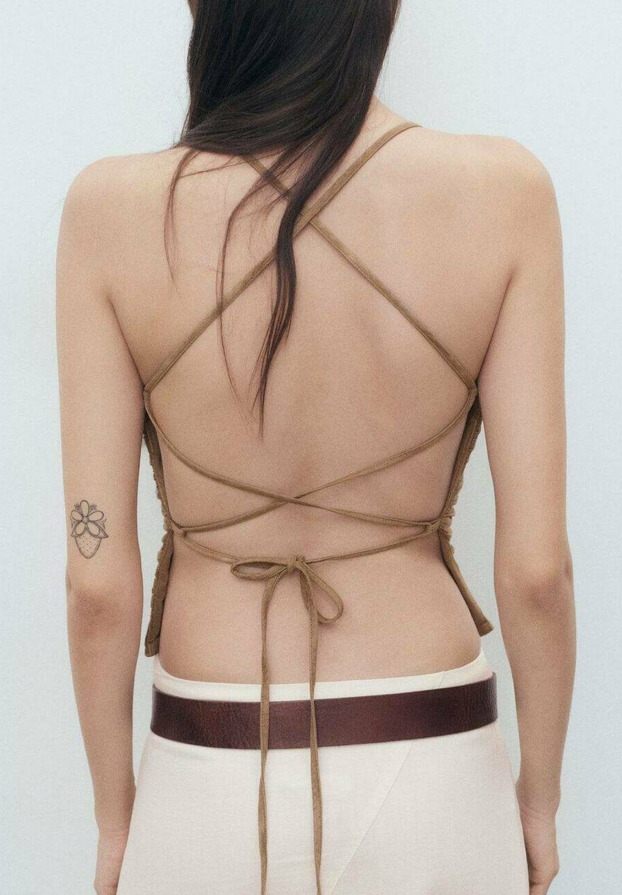 Топ Mango Top, Sand
Топ Mango Top, Sand